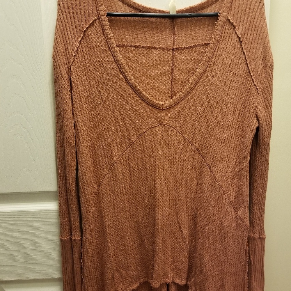 Long sleeved flowy shirt